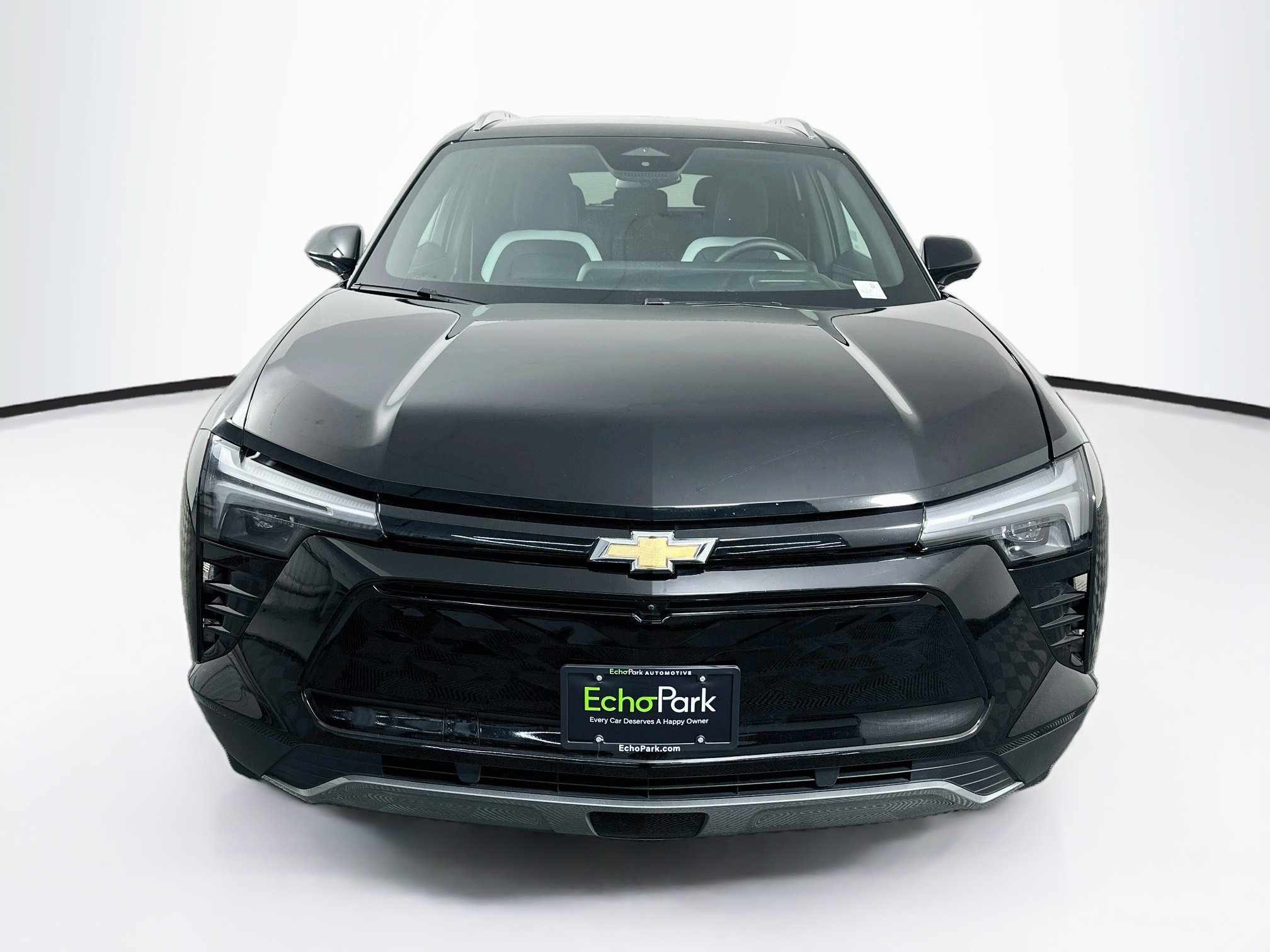 Used 2024 Chevrolet Blazer EV LT AWD/4WD image 2