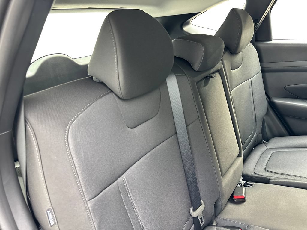 Used 2026 Hyundai Tucson SE AWD/4WD image 40