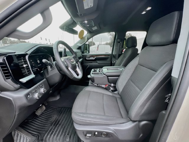 Used 2026 GMC Sierra 2500 SLE w/ SLE Value Package; AWD/4WD image 10