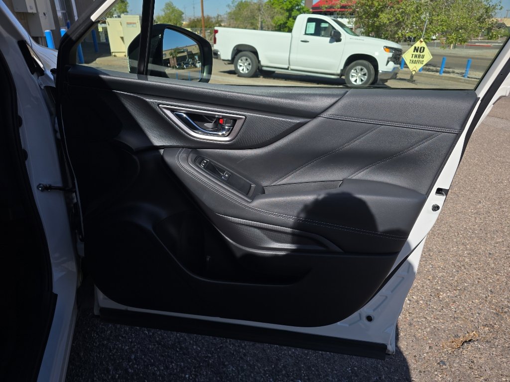 Used 2020 Subaru Forester Limited image 27
