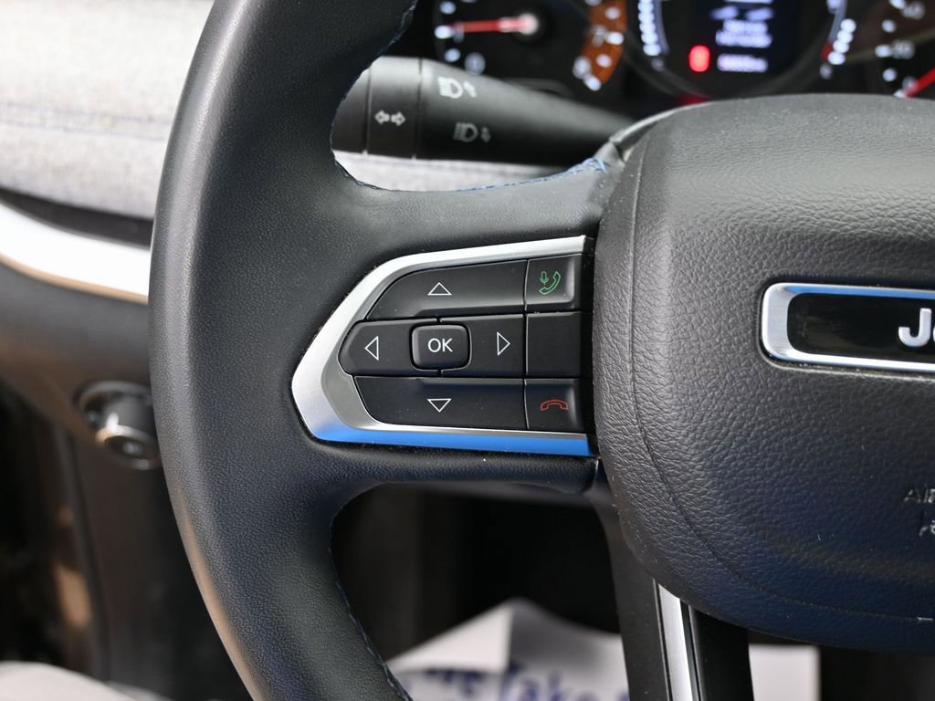 Used 2022 Jeep Compass Latitude image 18