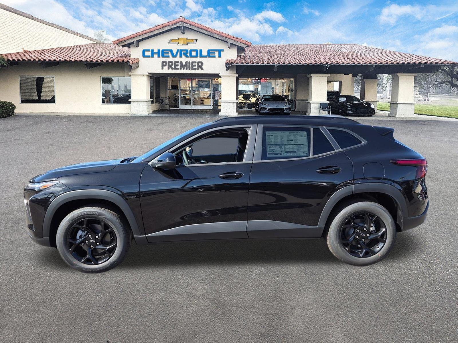 New 2026 Chevrolet Trax LT w/ Driver Confidence Package FWD image 5