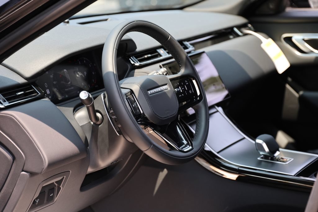 New 2026 Land Rover Range Rover Velar S AWD/4WD image 12