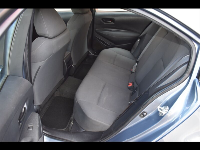 Used 2022 Toyota Corolla LE FWD image 19