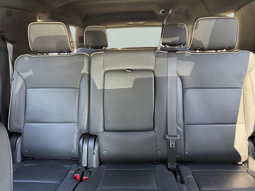 Certified 2024 Chevrolet Suburban Premier image 18