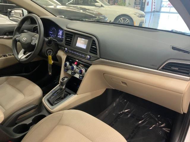Used 2019 Hyundai Elantra SE FWD image 9