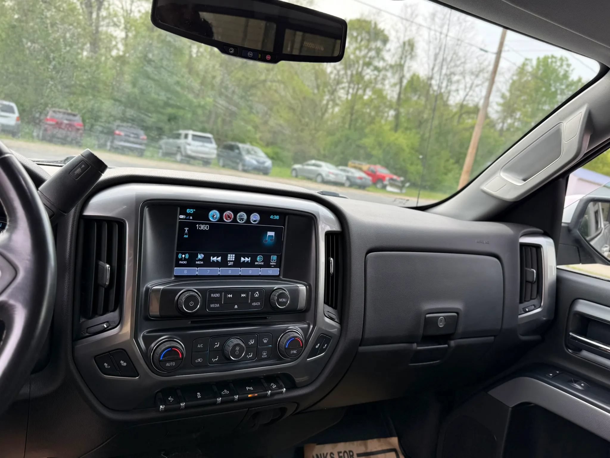 Used 2018 Chevrolet Silverado 1500 LT w/ All Star Edition AWD/4WD image 12