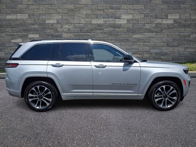 Used 2022 Jeep Grand Cherokee Overland w/ Adv Protech Group III AWD/4WD image 7