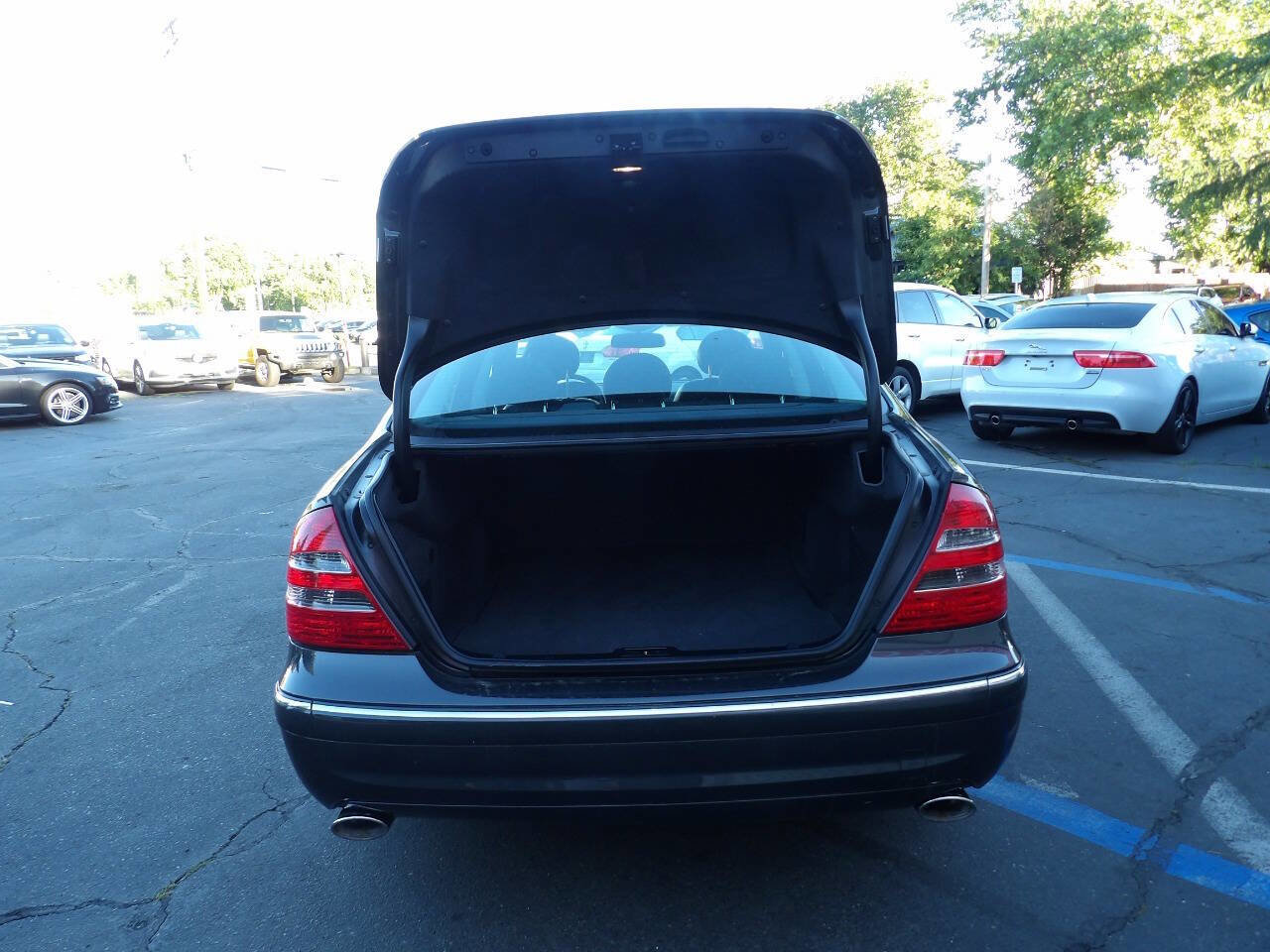 Used 2004 Mercedes-Benz E 320 Sedan image 12
