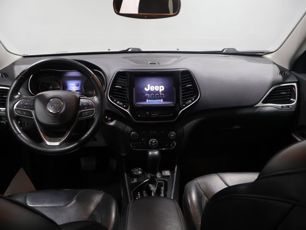 Used 2019 Jeep Cherokee Limited AWD/4WD image 17