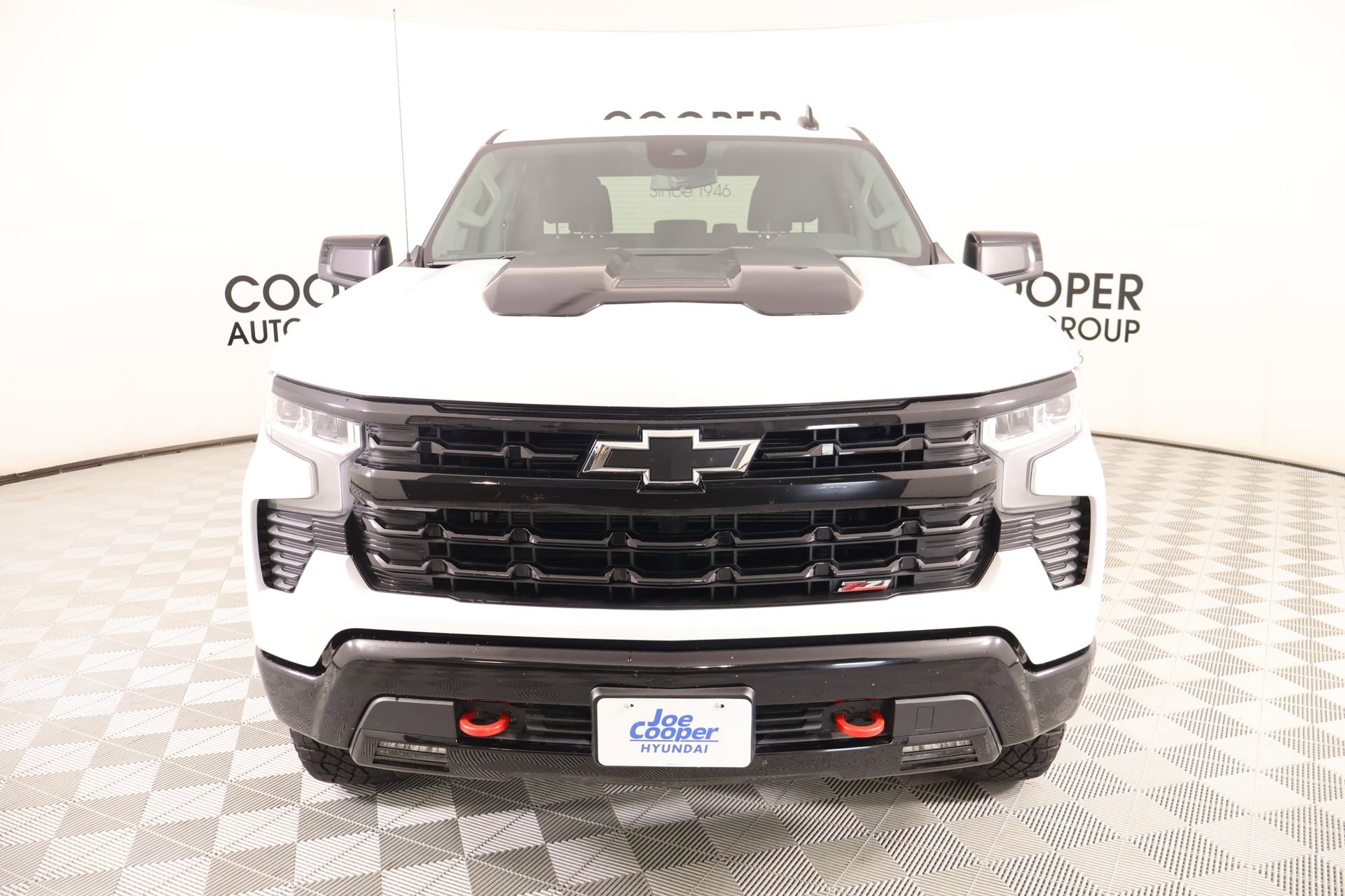Used 2024 Chevrolet Silverado 1500 LT Trail Boss AWD/4WD image 10