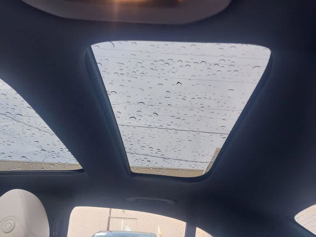 Used 2023 Mercedes-Benz E 350 4MATIC Sedan image 19