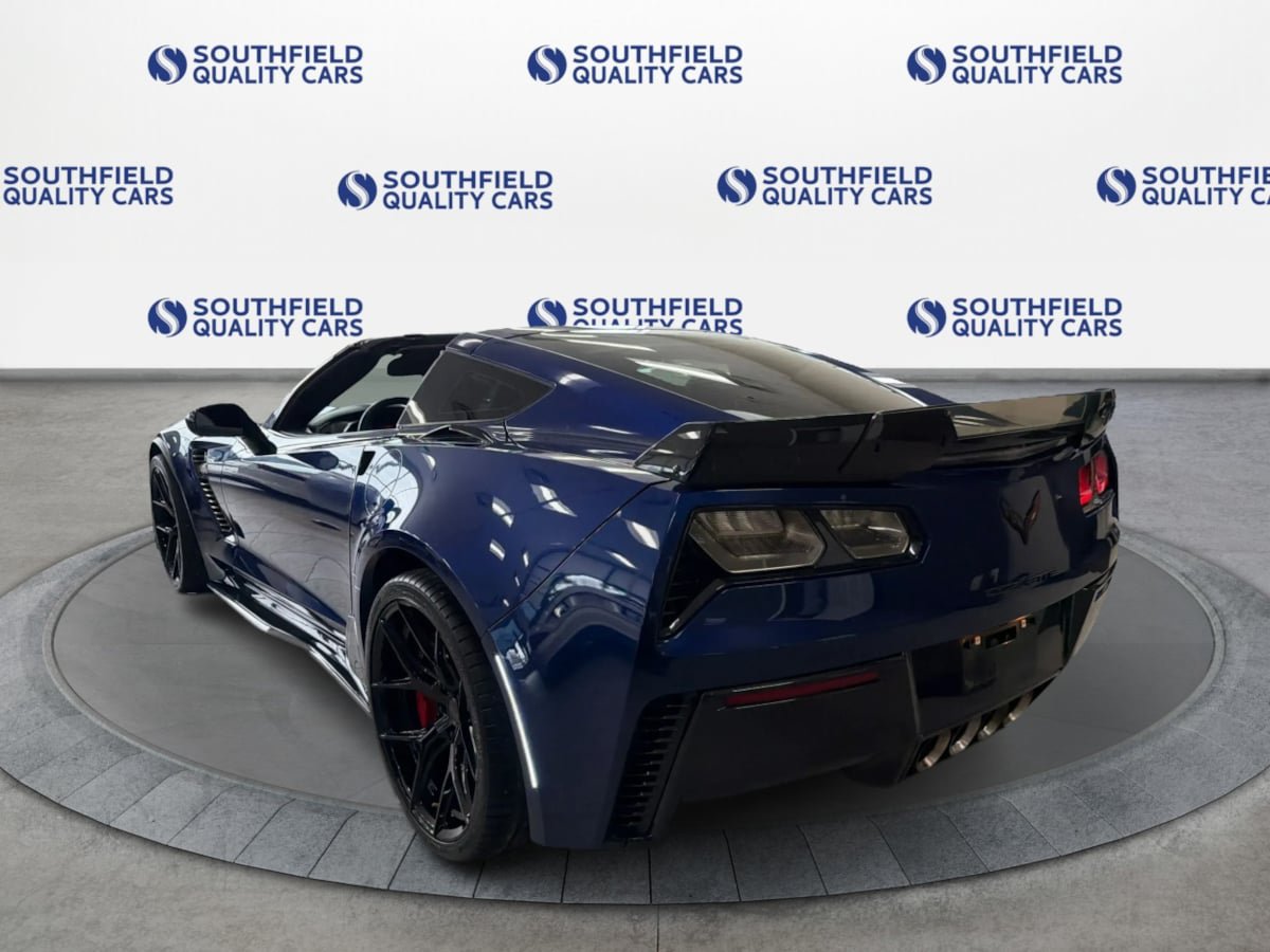 Used 2017 Chevrolet Corvette Z06 RWD image 4