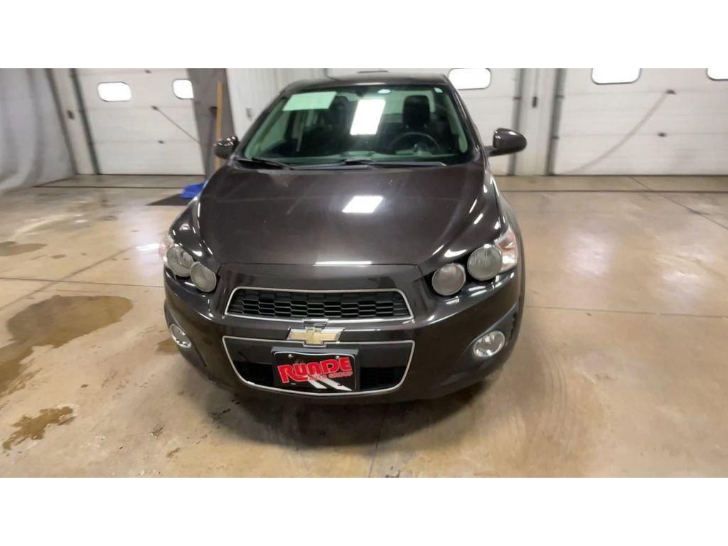 Used 2015 Chevrolet Sonic LT w/ Wheels and Fog Lamp Package FWD image 3