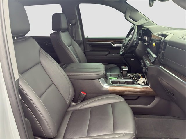 Used 2024 Chevrolet Silverado 1500 LT Trail Boss w/ Convenience Package II image 23