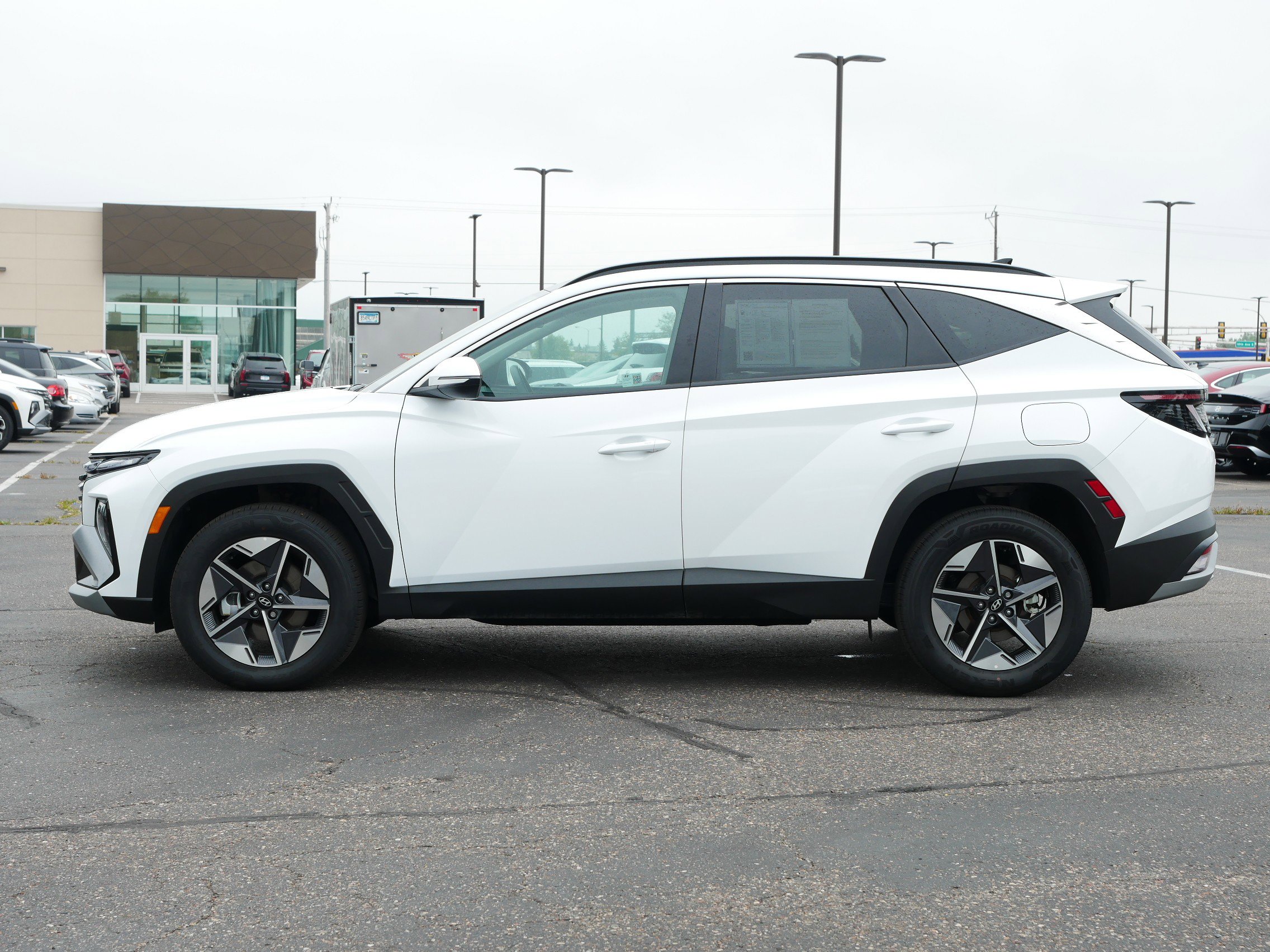 Used 2025 Hyundai Tucson SEL image 2