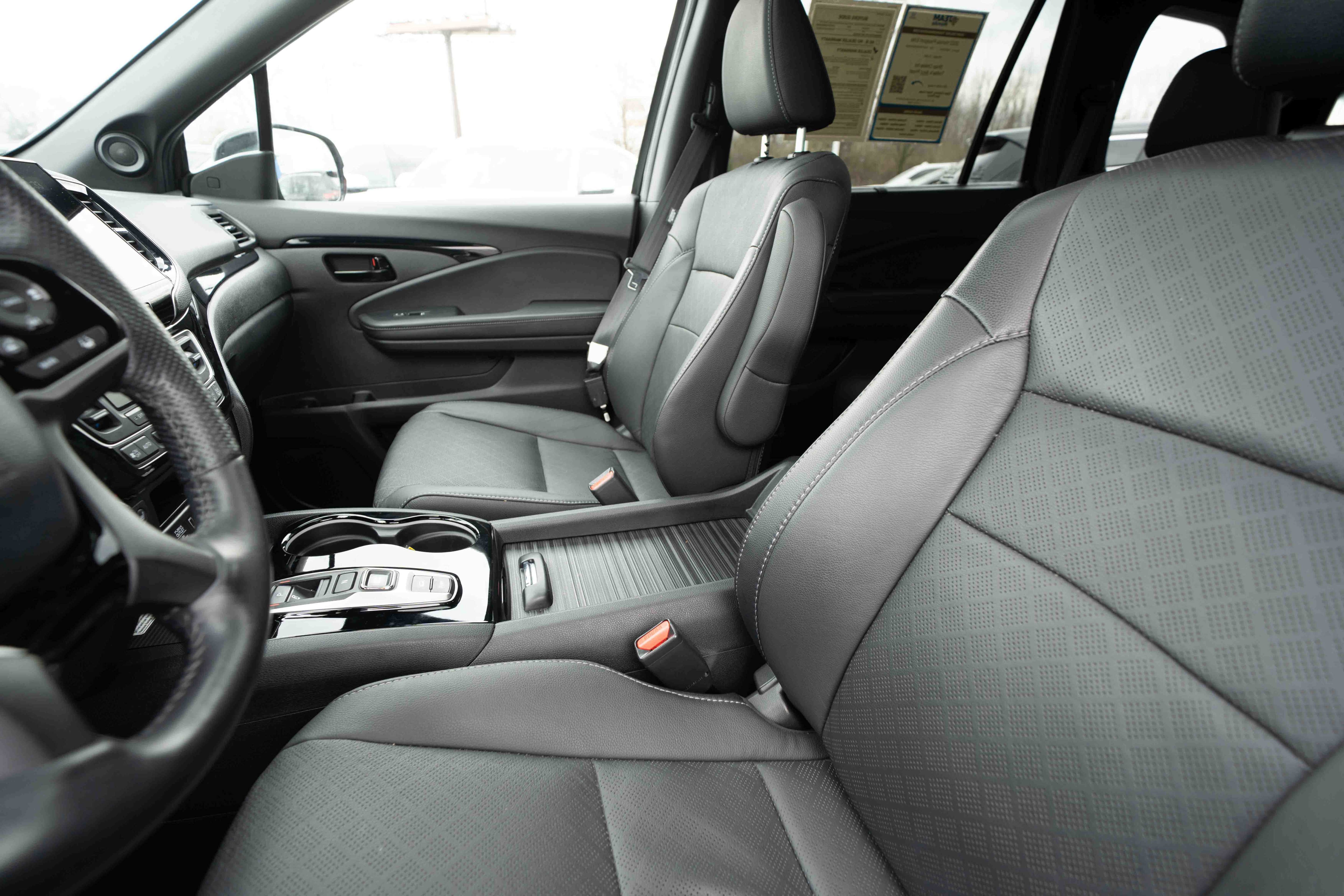 Used 2022 Honda Passport Elite image 10