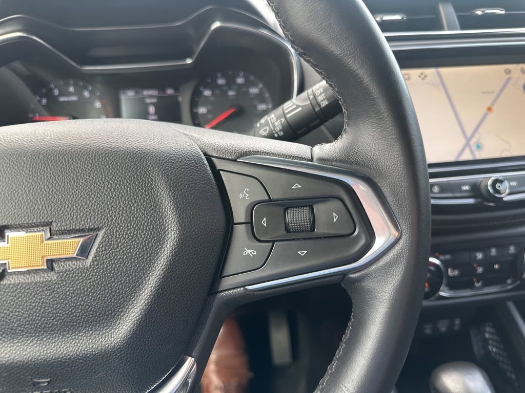 Used 2021 Chevrolet TrailBlazer ACTIV w/ Sun and Liftgate Package AWD/4WD image 16