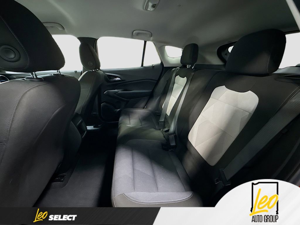 Used 2024 Chevrolet Trax LS w/ LS Convenience Package FWD image 23