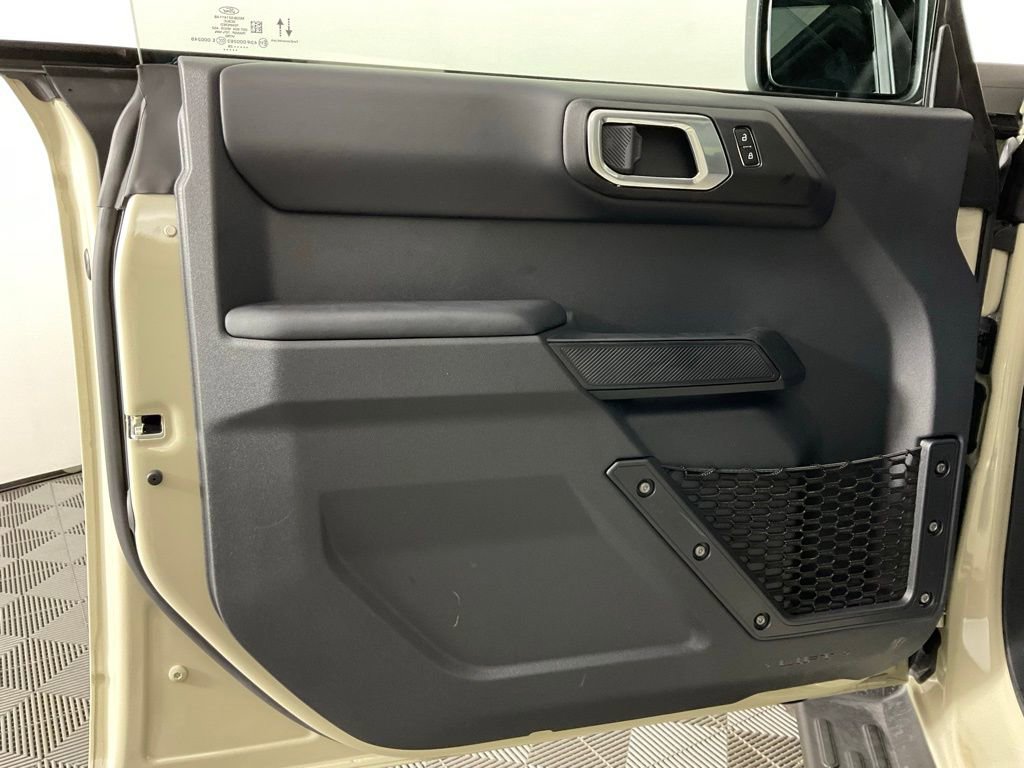 New 2026 Ford Bronco Outer Banks AWD/4WD image 12