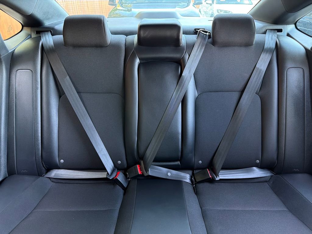 Used 2025 Honda Civic Sport image 29