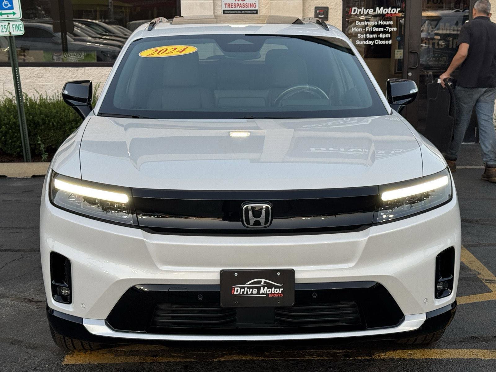 Used 2024 Honda Prologue Touring image 4