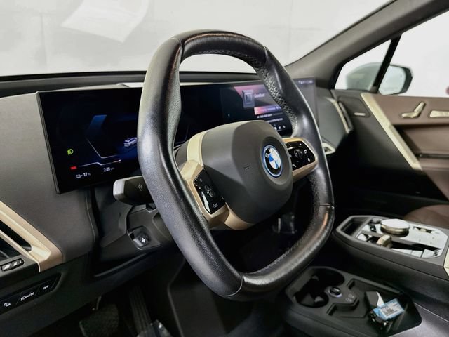 Certified 2024 BMW iX xDrive50 w/ Premium Package AWD/4WD image 11