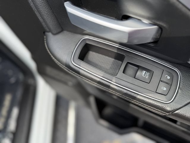 Used 2024 RAM 3500 Big Horn AWD/4WD image 32