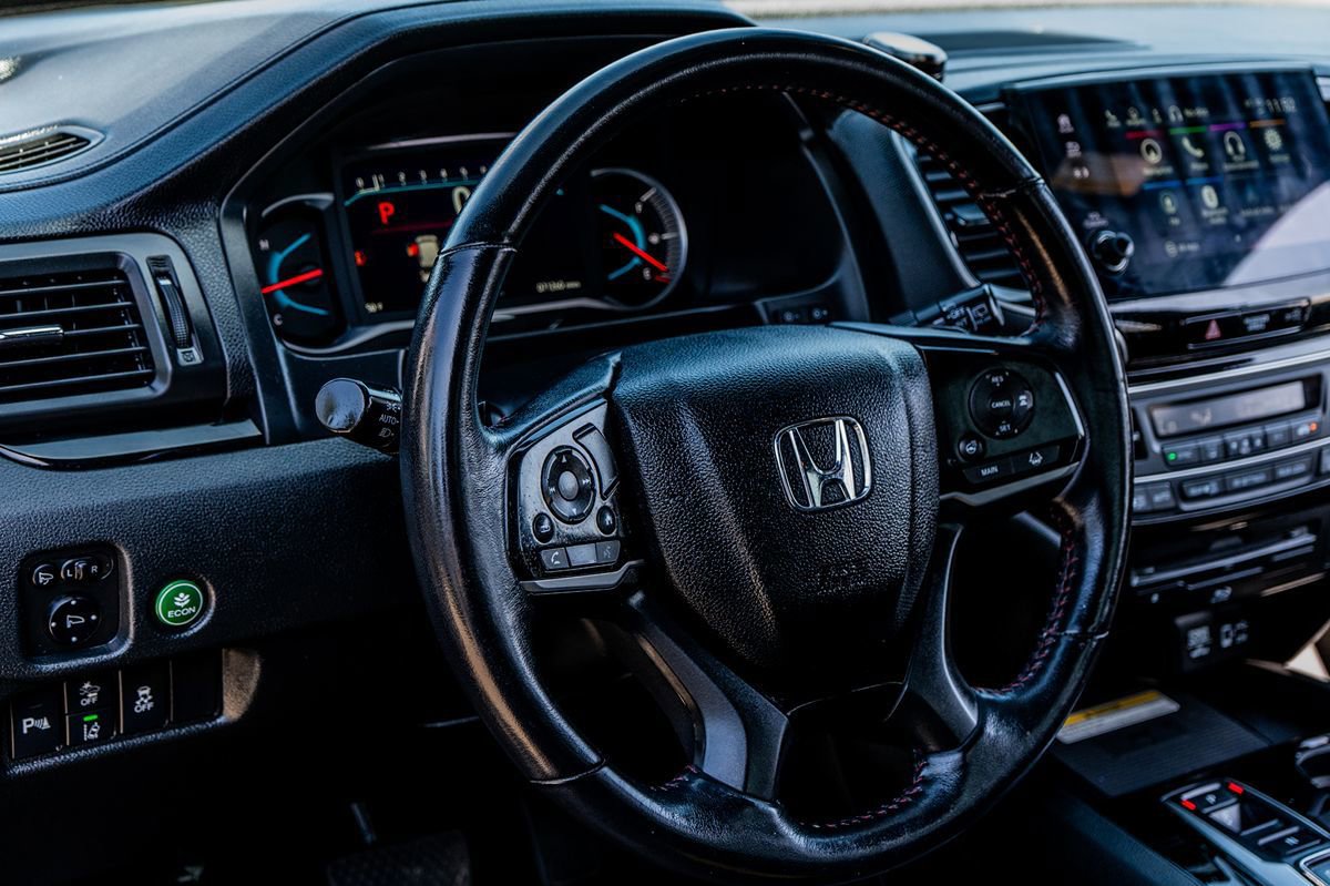 Used 2022 Honda Pilot Black Edition image 25