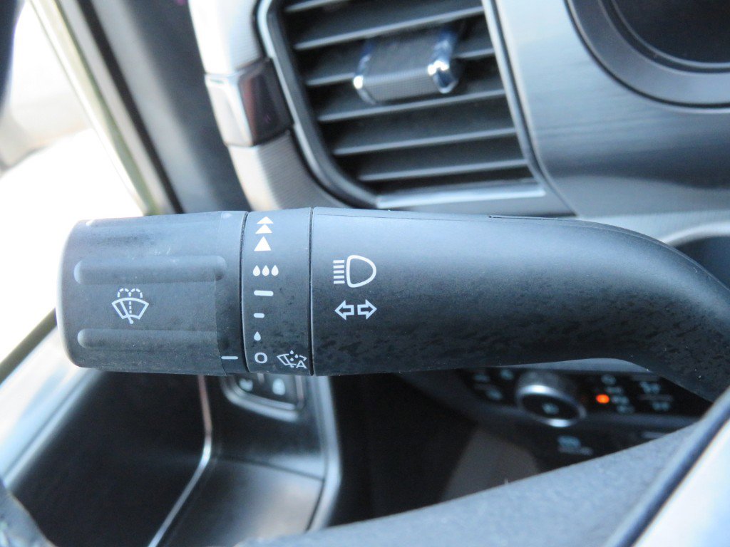 Used 2024 Ford F150 Lariat AWD/4WD image 25