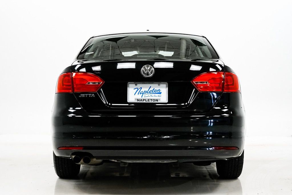 Used 2013 Volkswagen Jetta S image 24