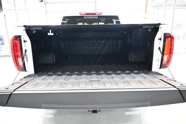 New 2026 GMC Sierra 1500 SLT w/ SLT Premium Plus Package AWD/4WD image 8