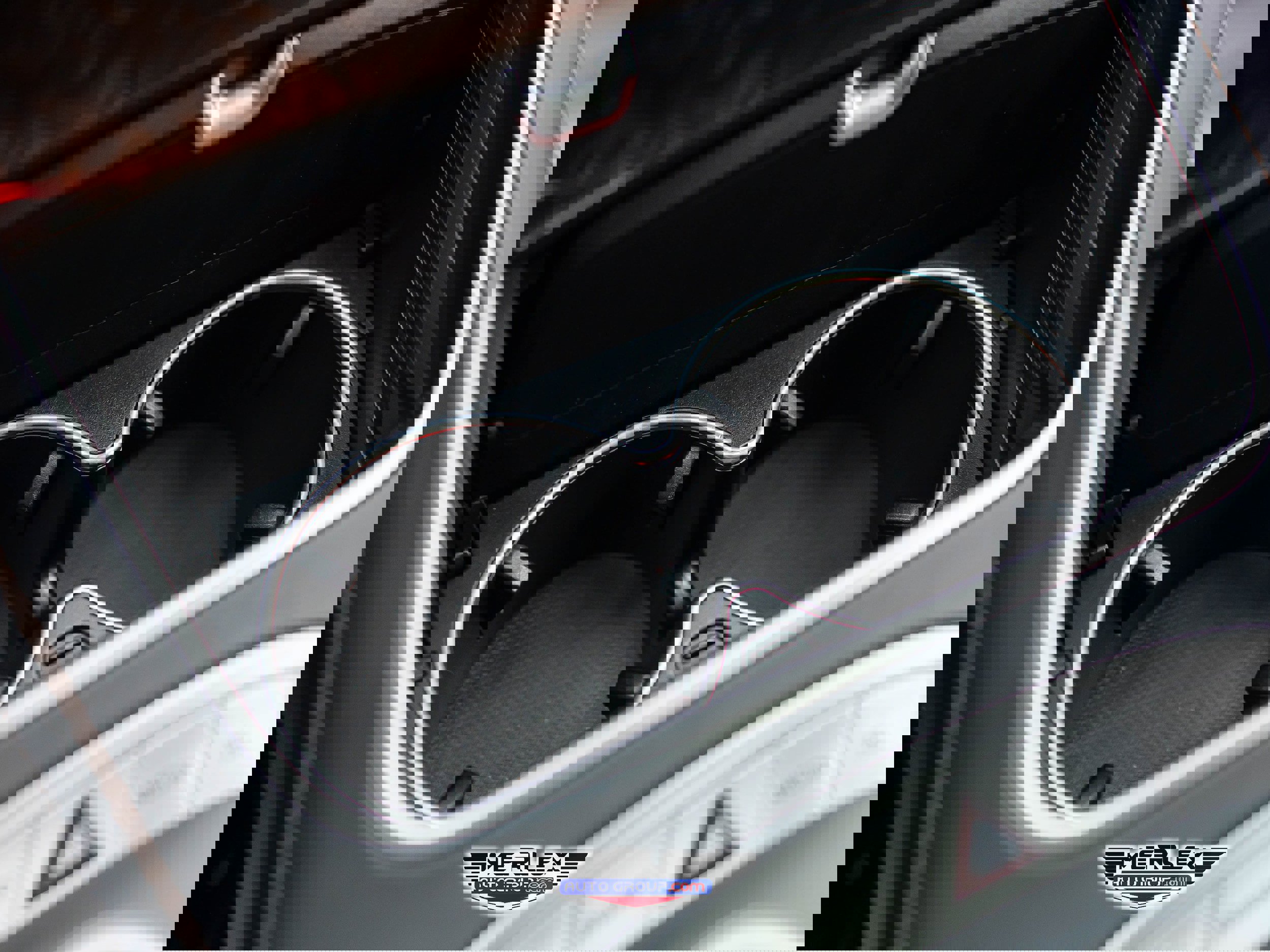 Used 2015 Mercedes-Benz S 550 4MATIC Sedan image 36