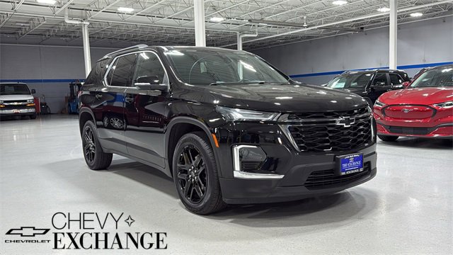 Used 2022 Chevrolet Traverse LT w/ LPO, Blackout Package