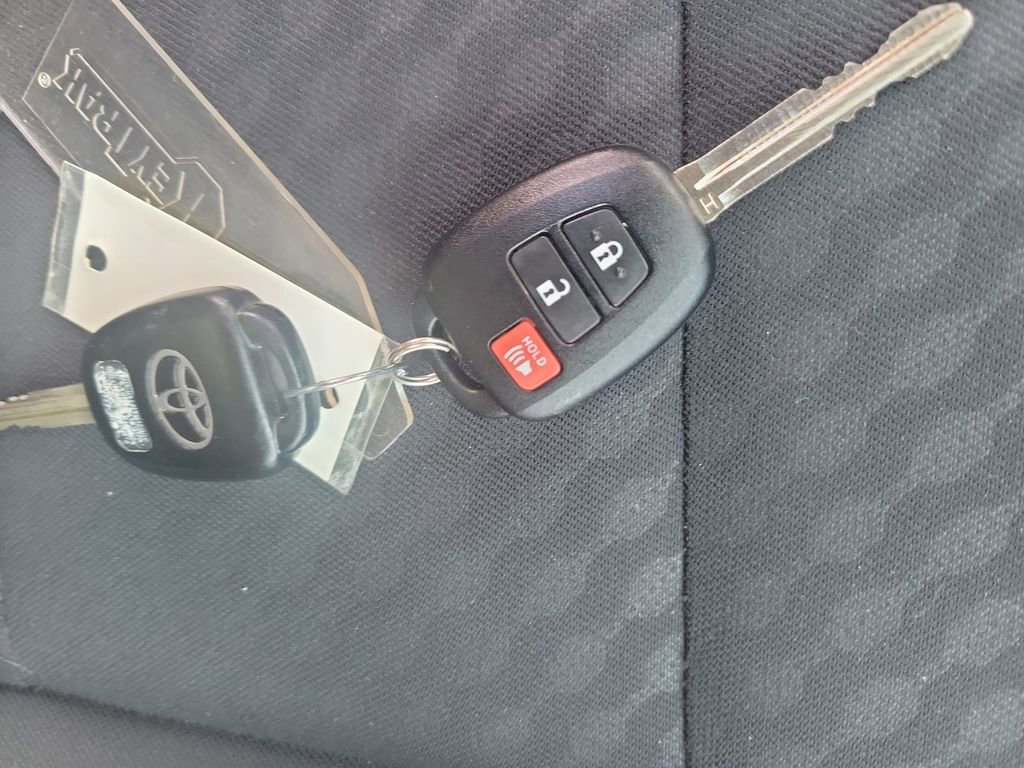 Certified 2023 Toyota Tacoma SR5 image 35