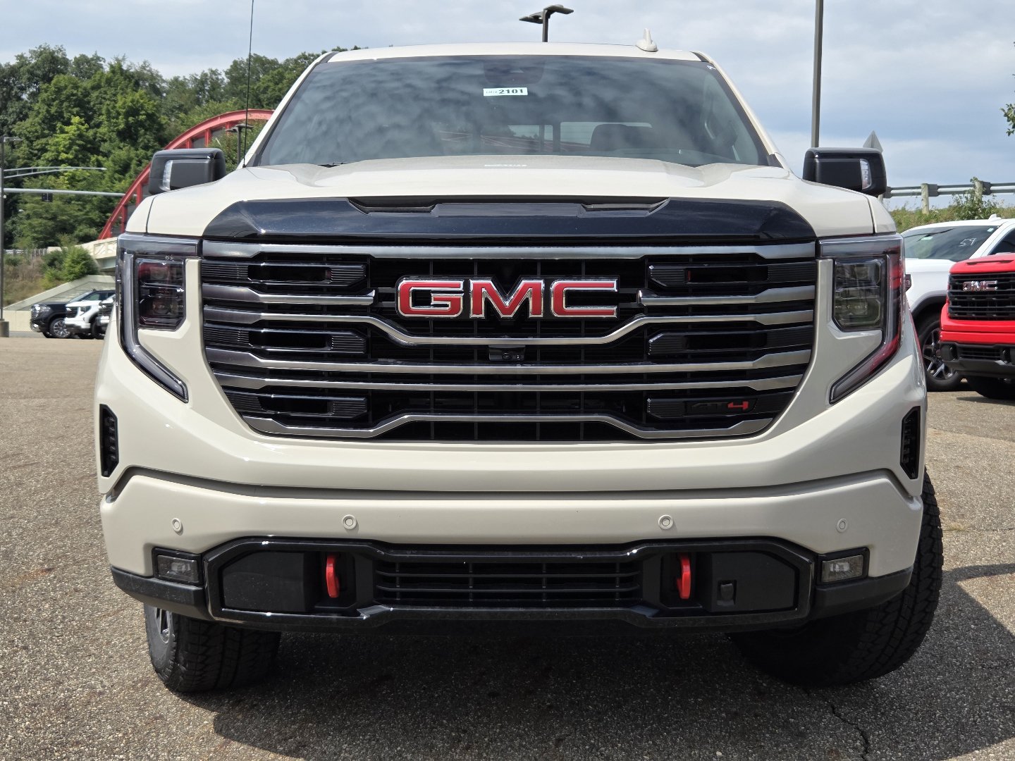 New 2026 GMC Sierra 1500 AT4 w/ AT4 Premium Package AWD/4WD image 14