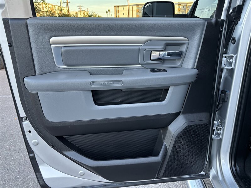 Used 2017 RAM 2500 Big Horn AWD/4WD image 39