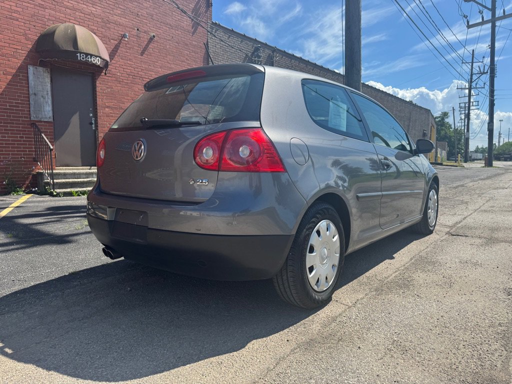 Used 2009 Volkswagen Rabbit S image 3