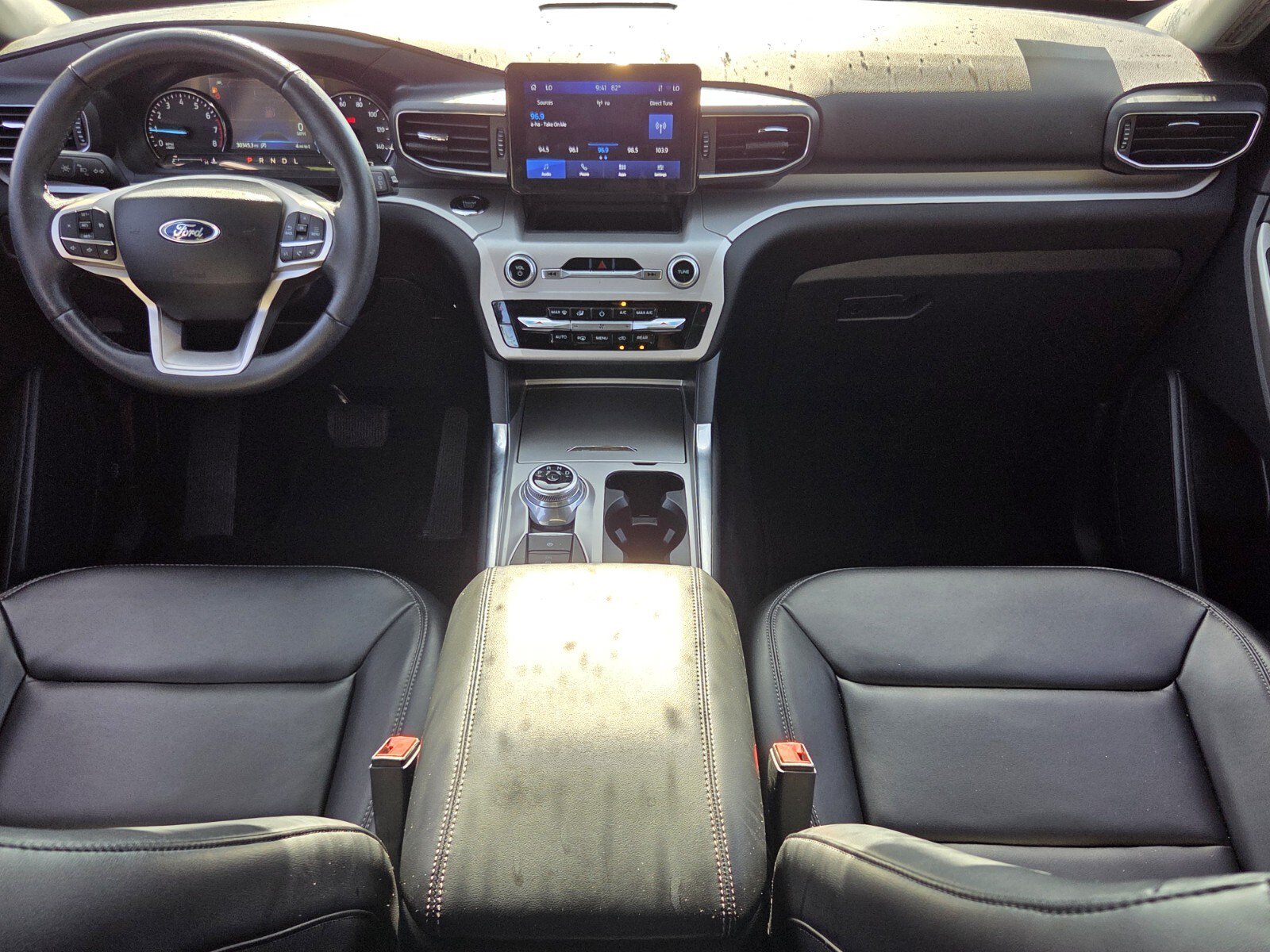 Used 2023 Ford Explorer XLT w/ Equipment Group 202A AWD/4WD image 13