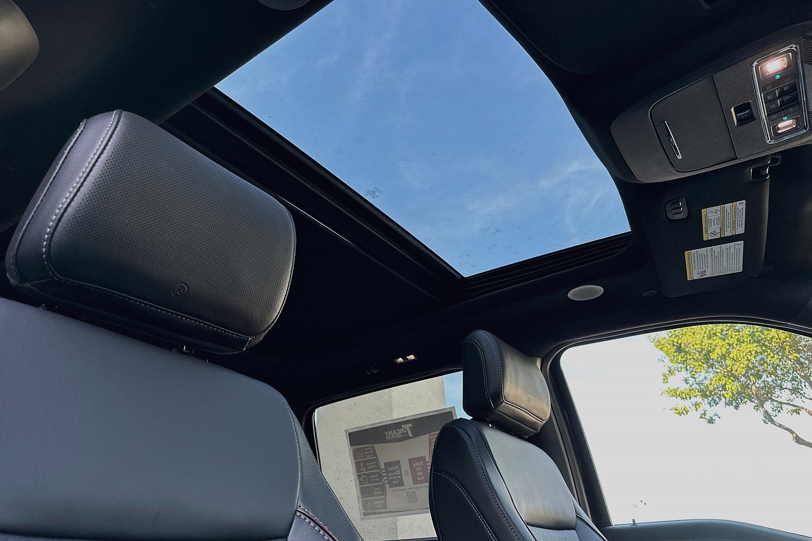 New 2023 Ford F150 Lariat w/ Equipment Group 502A High image 13