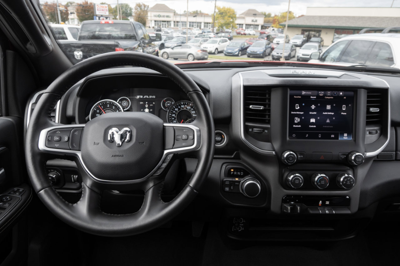 Used 2024 RAM 2500 Big Horn w/ Bed Utility Group image 32