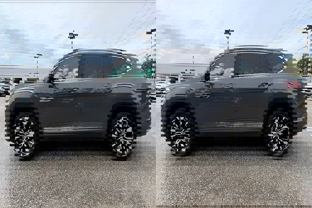 New 2026 Volkswagen Atlas SEL Premium R-Line image 8