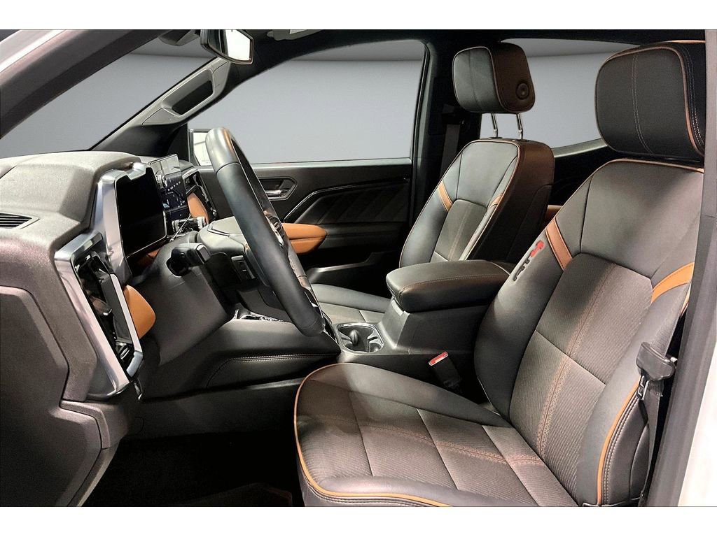Used 2023 GMC Canyon AT4 w/ Canyon Safety Plus Package AWD/4WD image 26