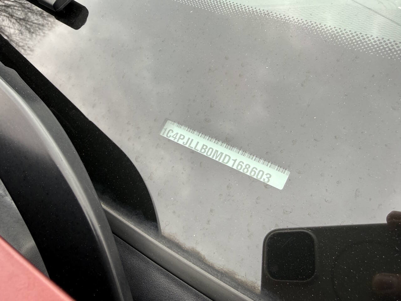 Used 2021 Jeep Cherokee Latitude Plus image 28