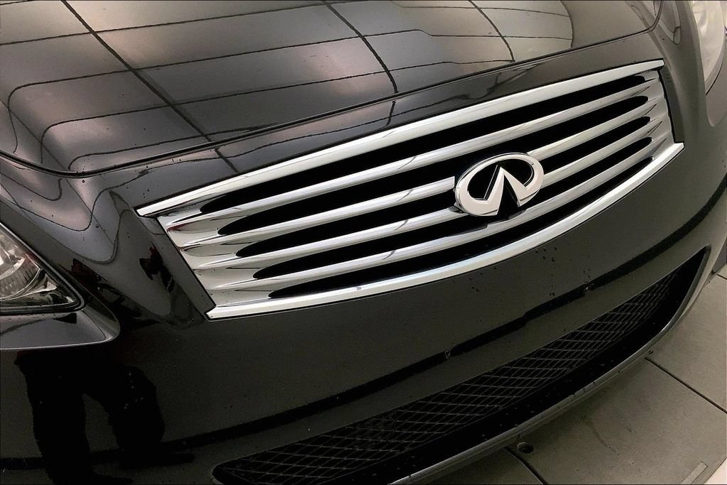 Used 2013 INFINITI G37 Convertible w/ Premium Pkg RWD image 29
