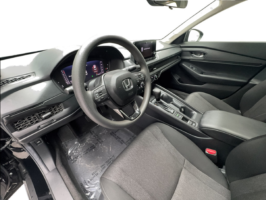 Used 2025 Honda Accord SE image 26