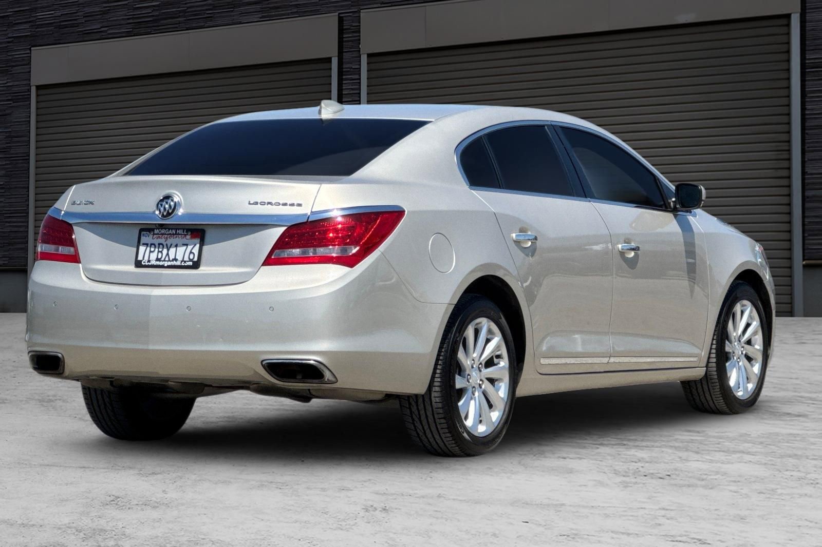 Used 2016 Buick LaCrosse Leather FWD image 4