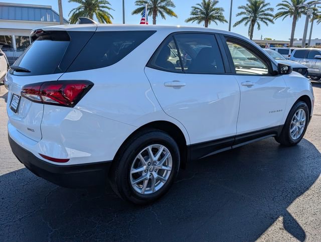 Used 2024 Chevrolet Equinox LS w/ LS Convenience Package image 16