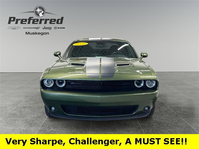 Used 2022 Dodge Challenger SXT w/ Blacktop Package image 13