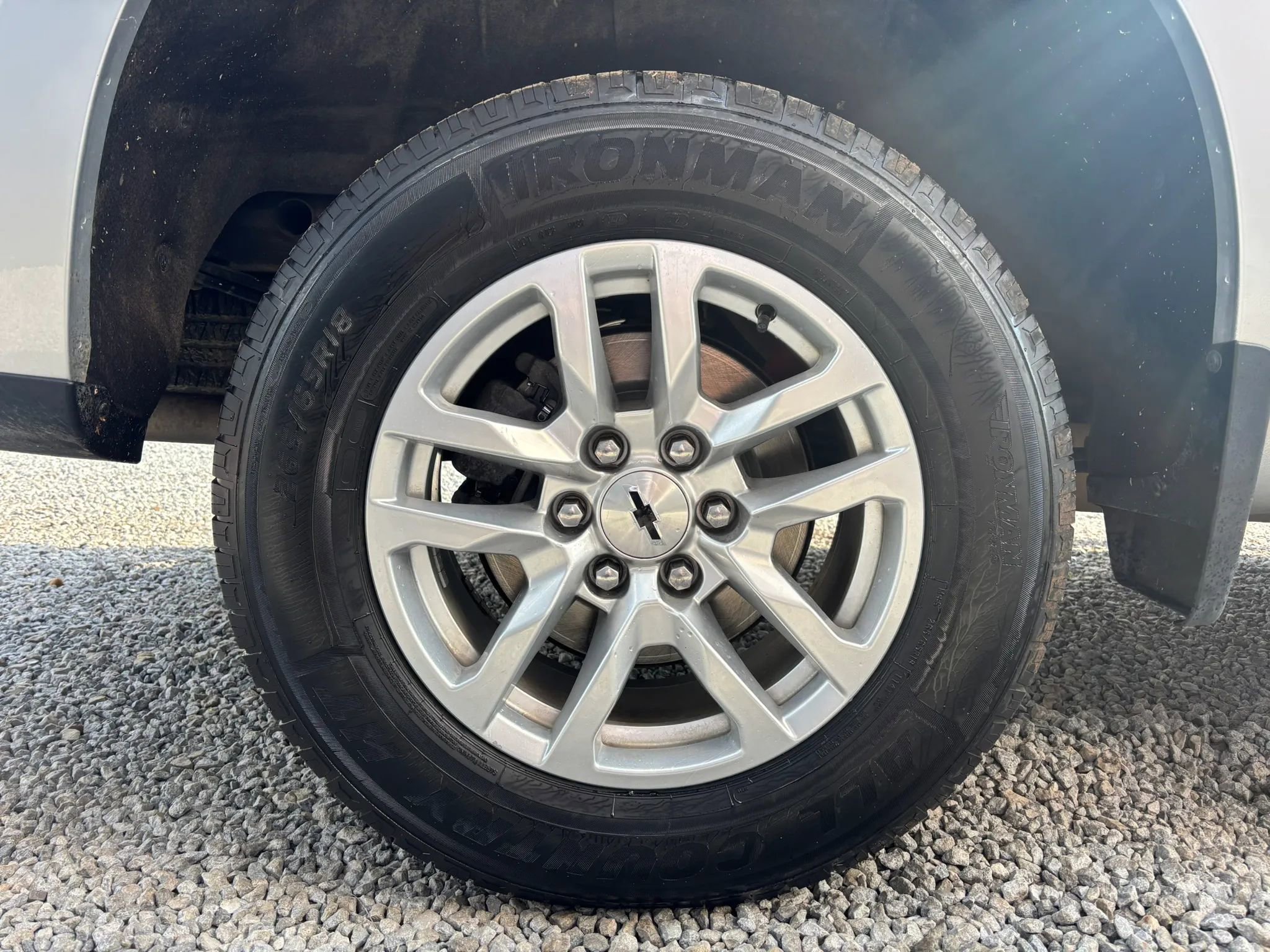 Used 2020 Chevrolet Silverado 1500 RST AWD/4WD image 6